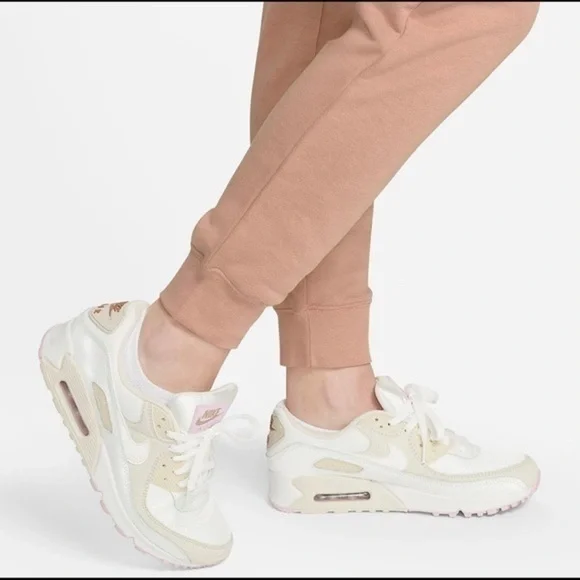 Nike Sportswear Tech Fleece Jogger Pants NWT - Picture 3 of 10